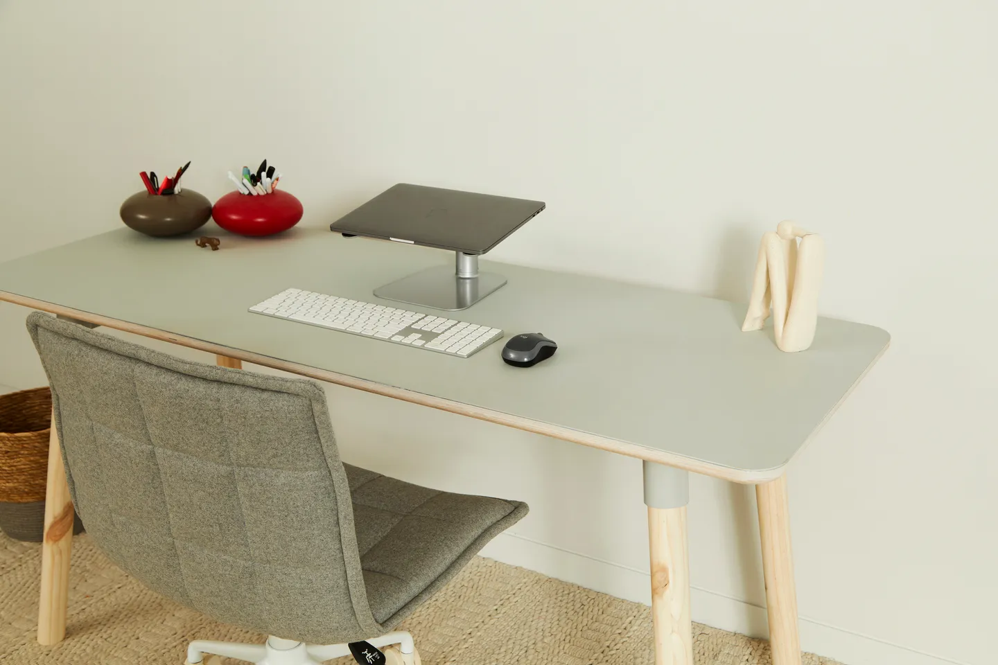 Tasman Workstation