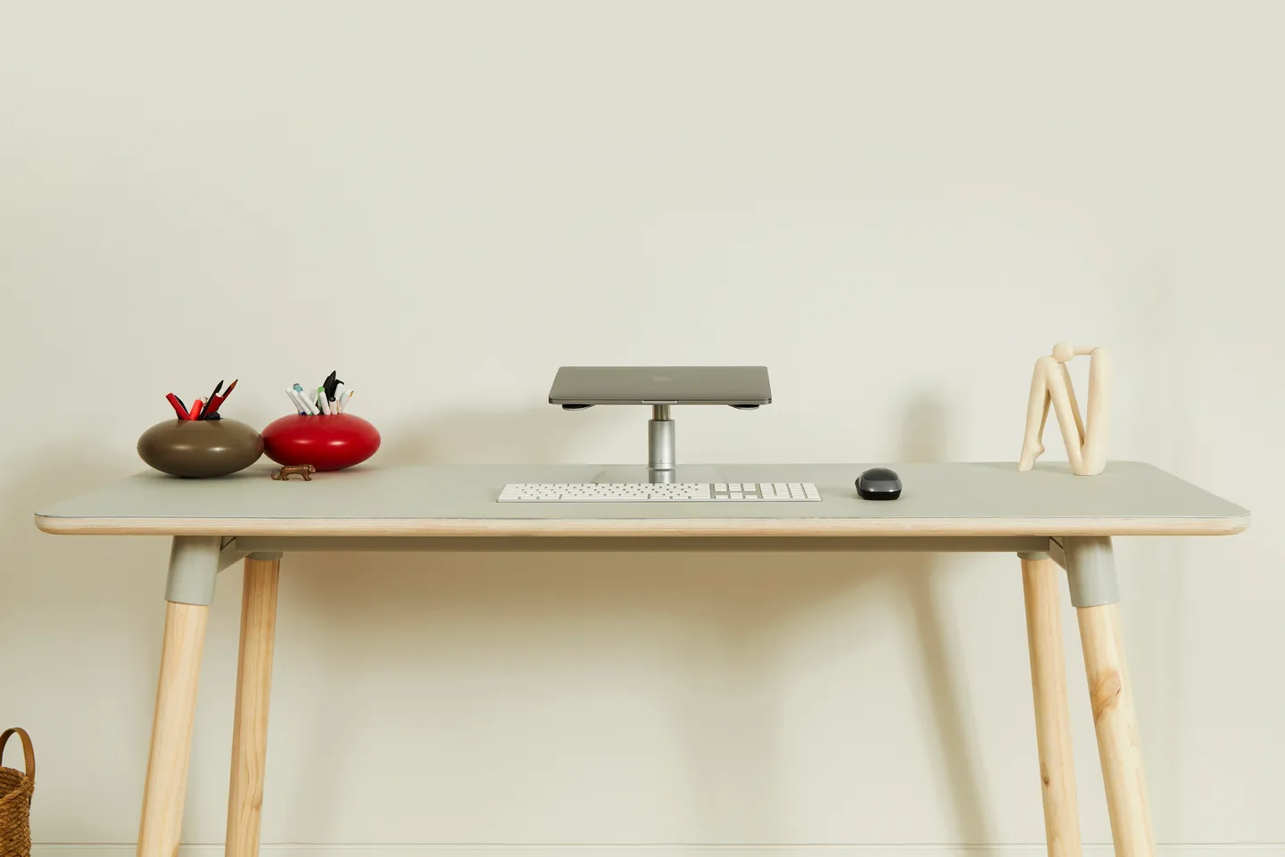 Tasman Workstation