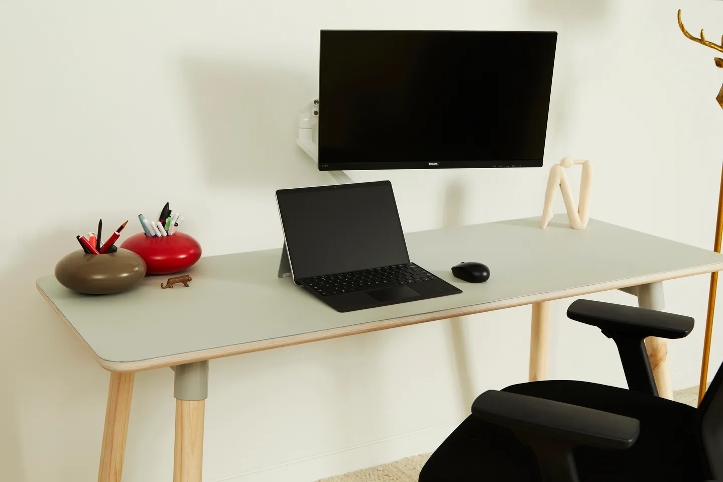 Tasman Workstation