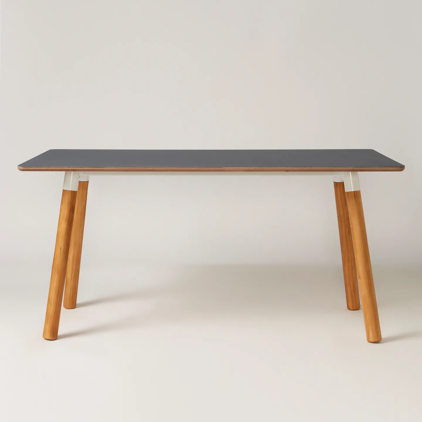 Tasman Workstation