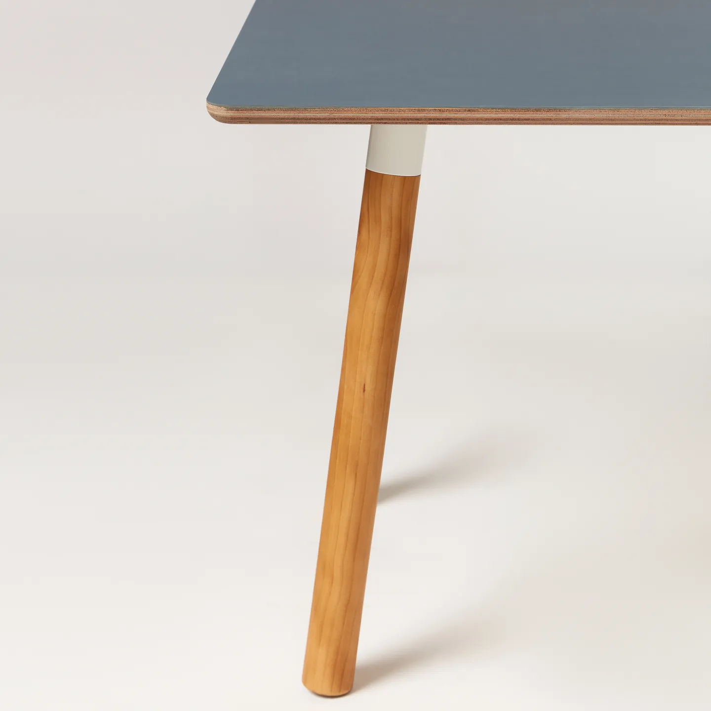 Tasman Workstation