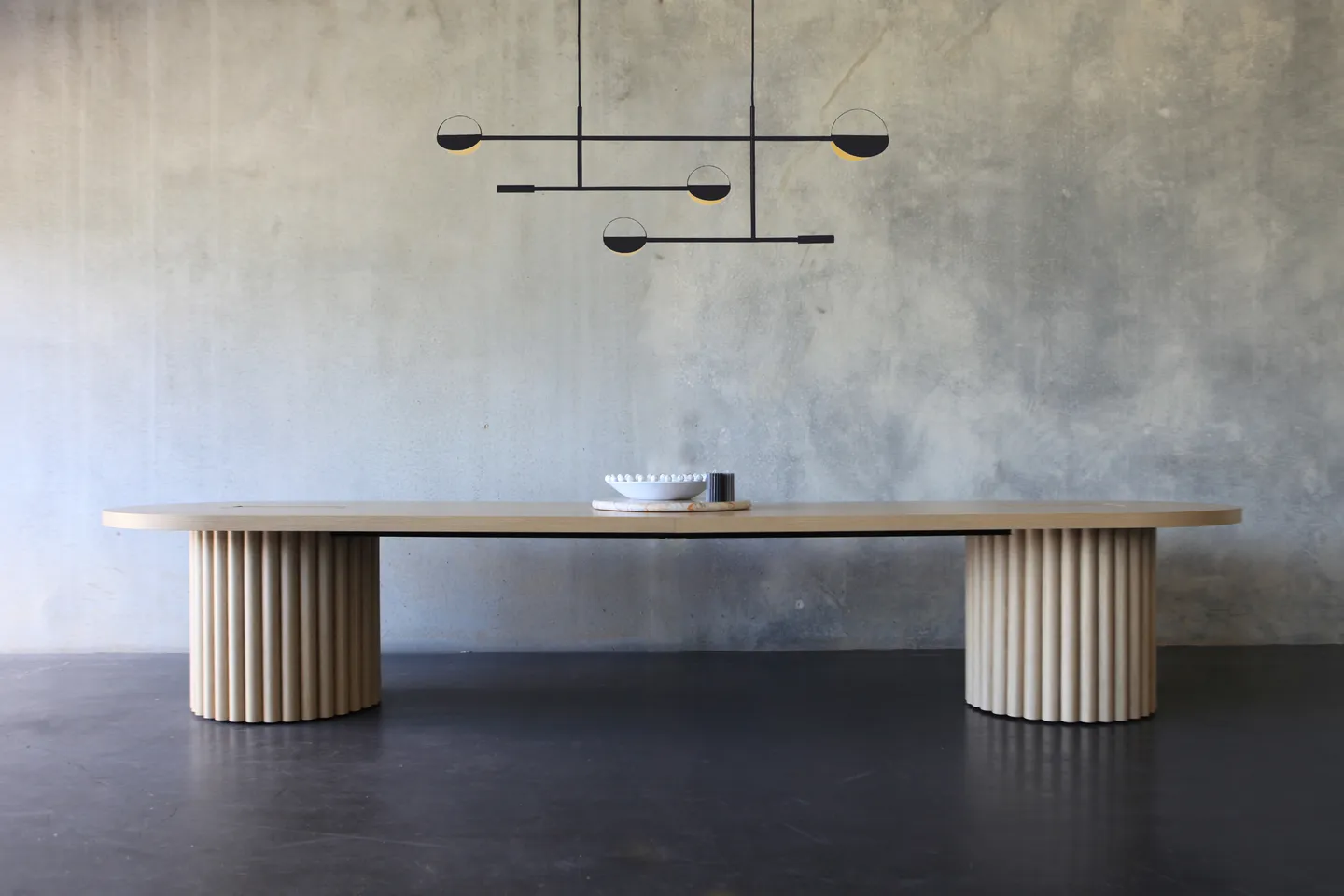 The Magnus Table