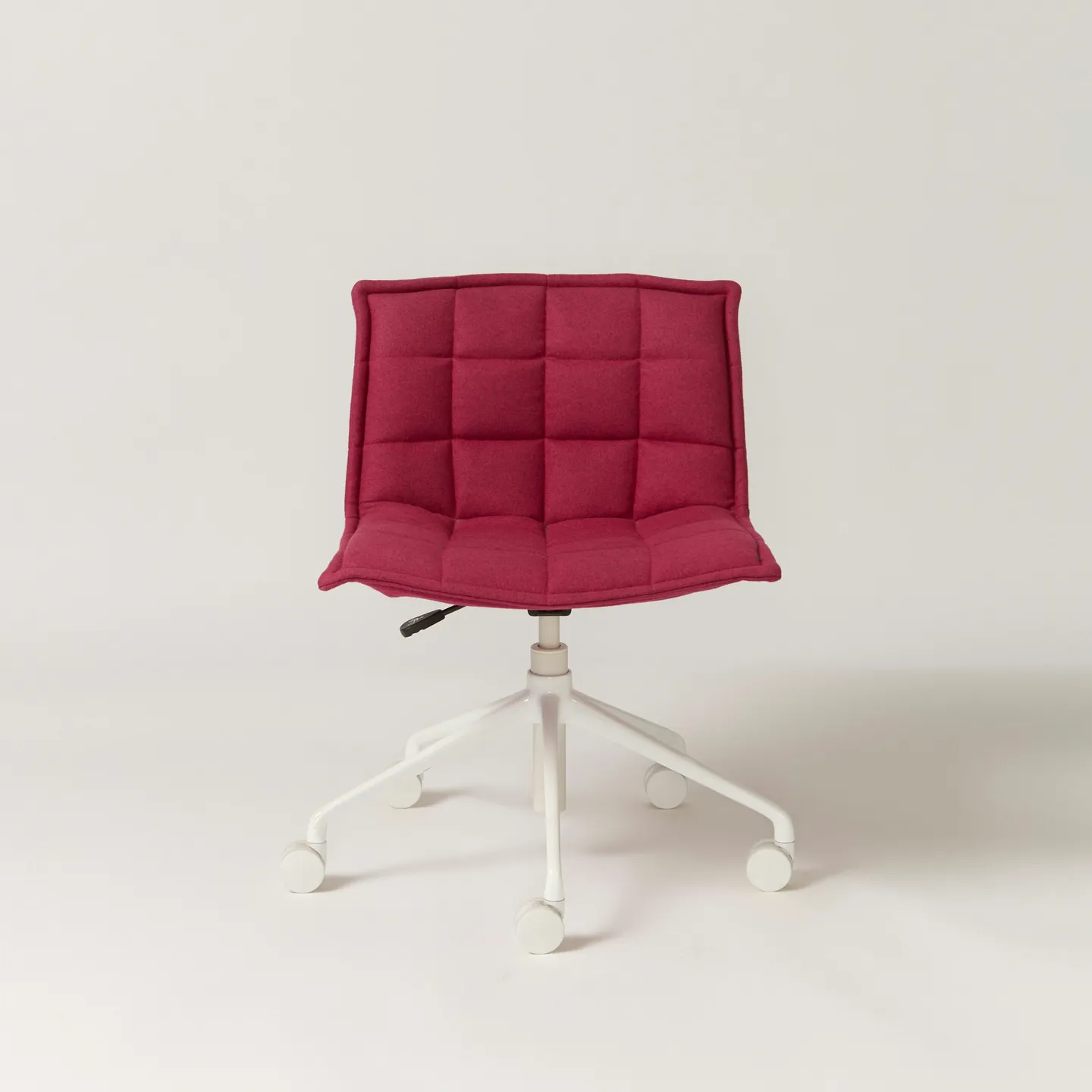 Puffy Meeting Chair