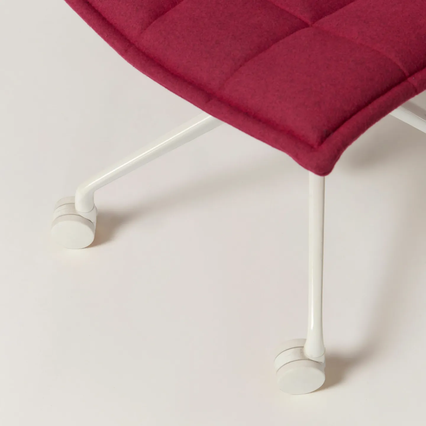 Puffy Meeting Chair
