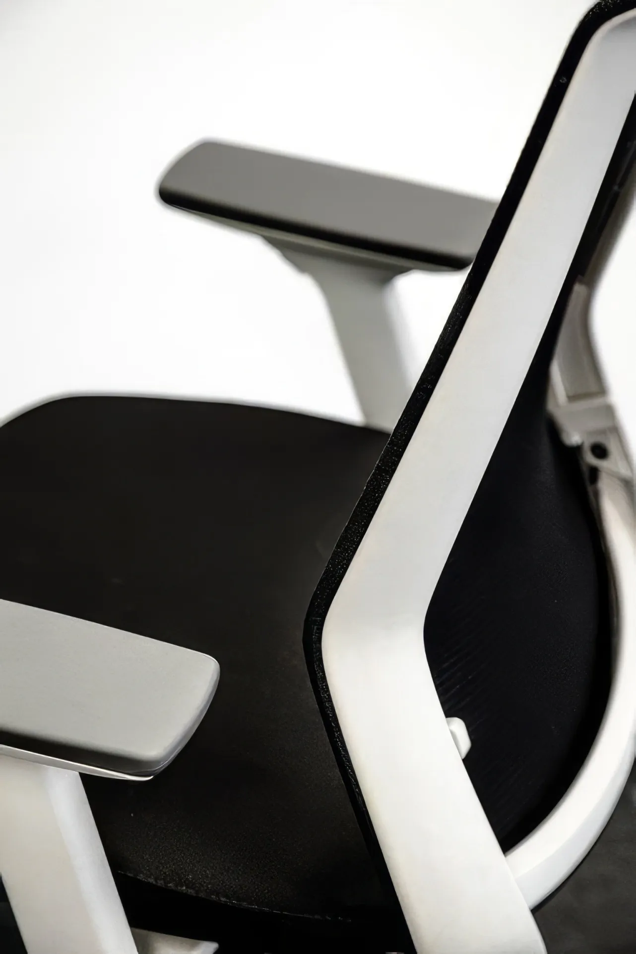 Glide Task Chair