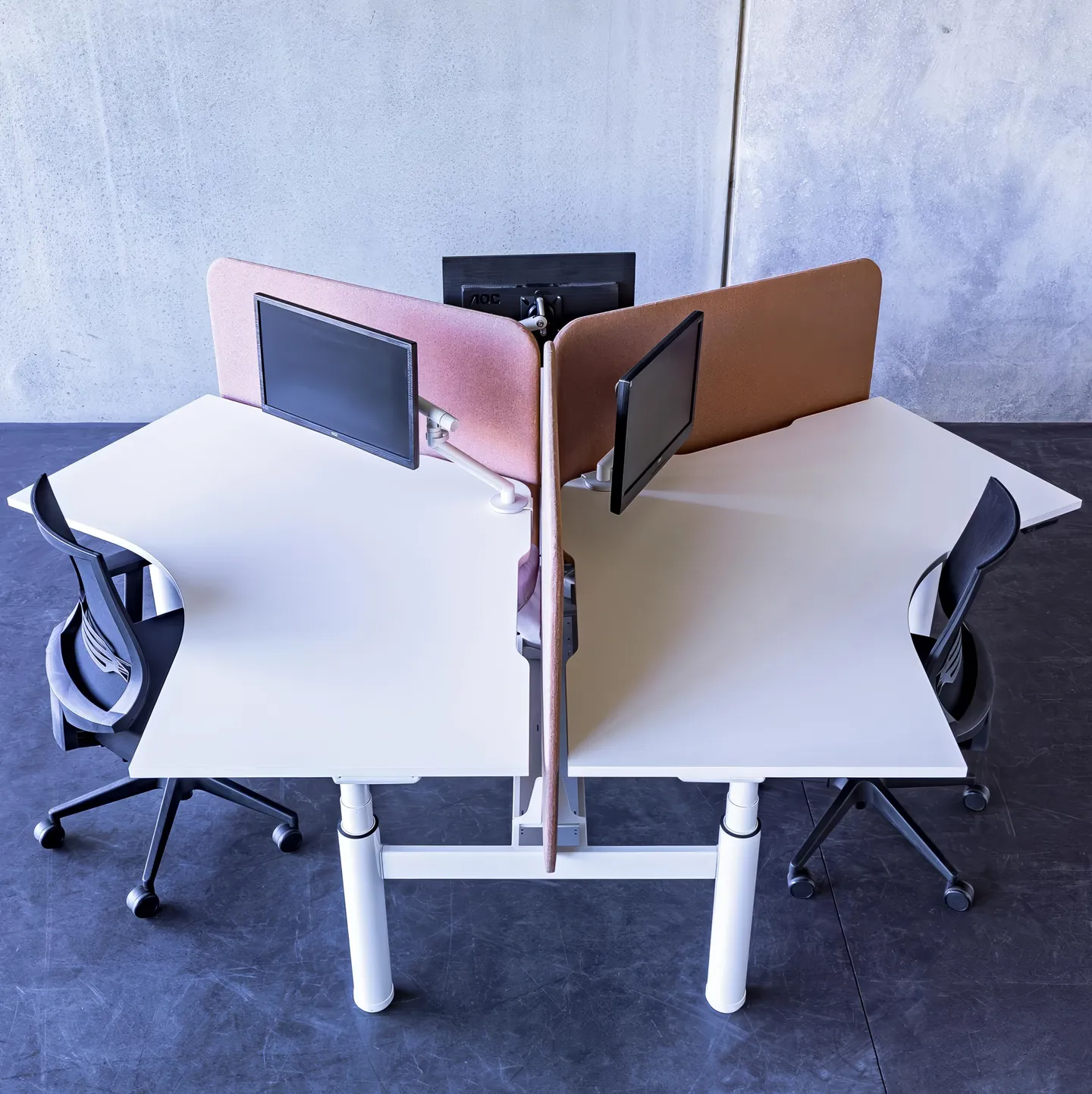 Leader 3 Way Workstation