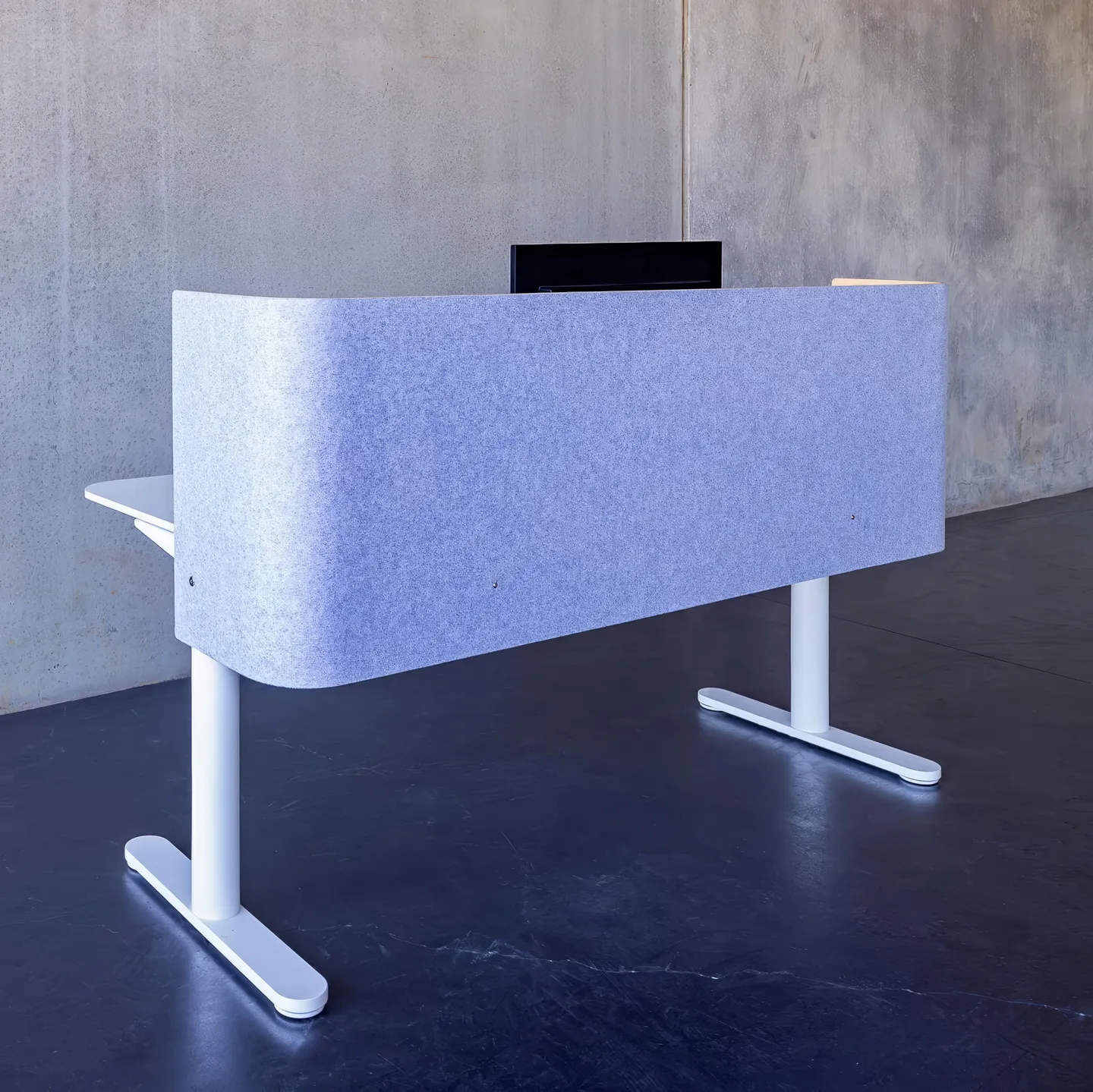 Leader Single Workstation