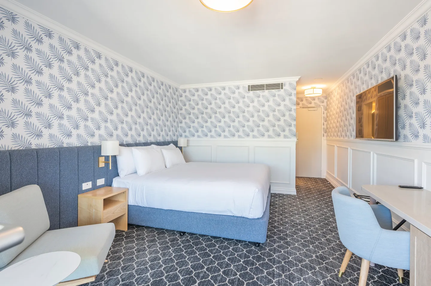 The Beachcomber Hotel — project photograph 5