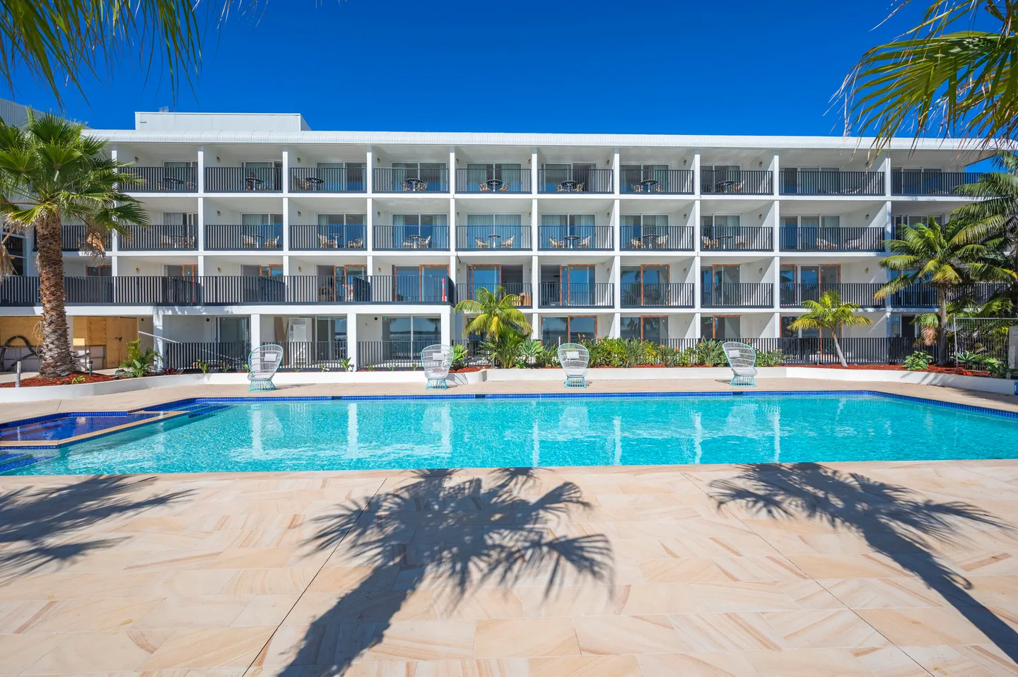 The Beachcomber Hotel — project photograph 2